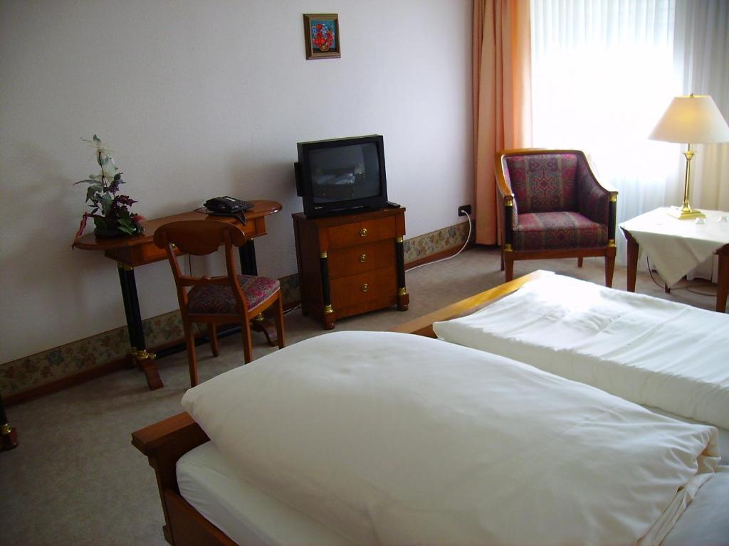 Hotel An Der Hauptallee Bad Pyrmont Bilik gambar