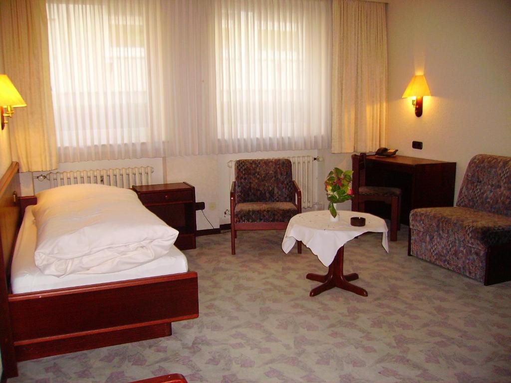 Hotel An Der Hauptallee Bad Pyrmont Bilik gambar
