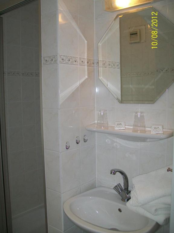 Hotel An Der Hauptallee Bad Pyrmont Bilik gambar